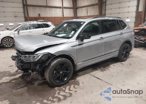 2023 Volkswagen Tiguan 2.0T Se R-Line Black z USA, uszkodzony, nr VIN 3VV8B7AX9PM130501